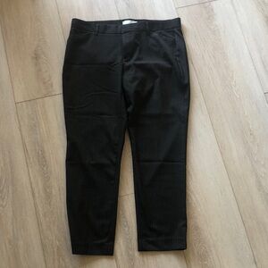 GAP women’s cropped grey pinstripe slacks